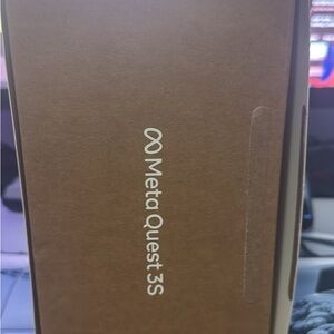 Meta Quest 3S VR Headset Box